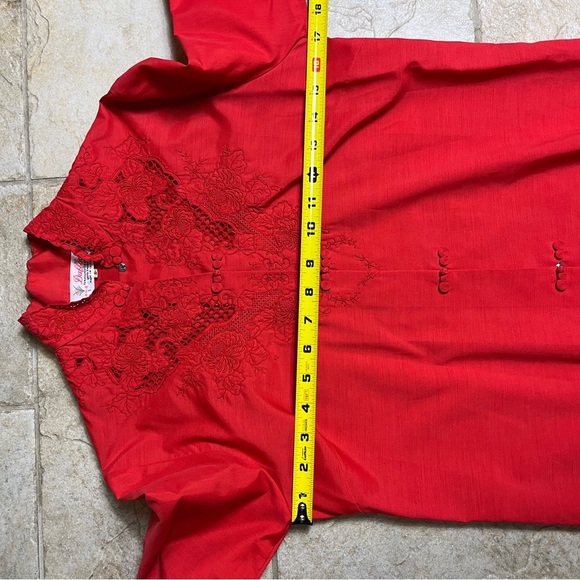 Vintage Daffodil Red Embroidered Blouse S Artsy Lace Button Top China Style Rare - Picture 6 of 13